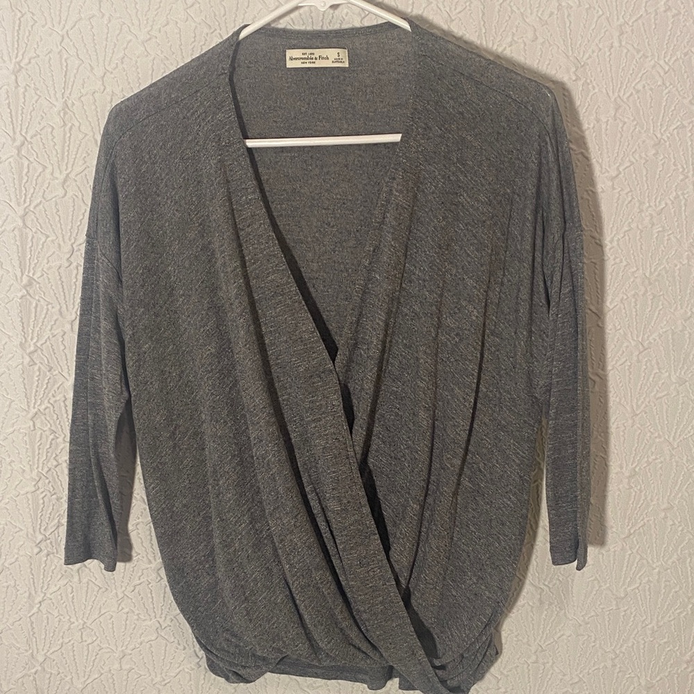 Abercrombie & Fitch Charcoal Cotton Blend Wrap Style Women’s S Top. Sheer layer